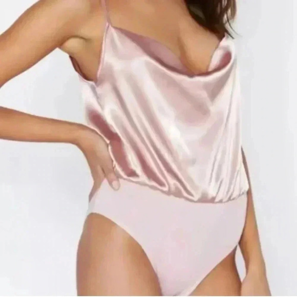 Nasty Gal Blush Pink Bodysuit Size 2 Layering Piece Fall Office Wear Girly Fun💞 - Picture 1 of 16